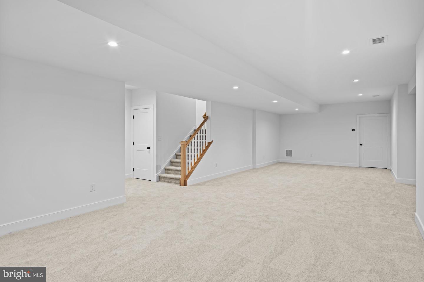 151 Lexington Manor #lot 10 Property Photo 29