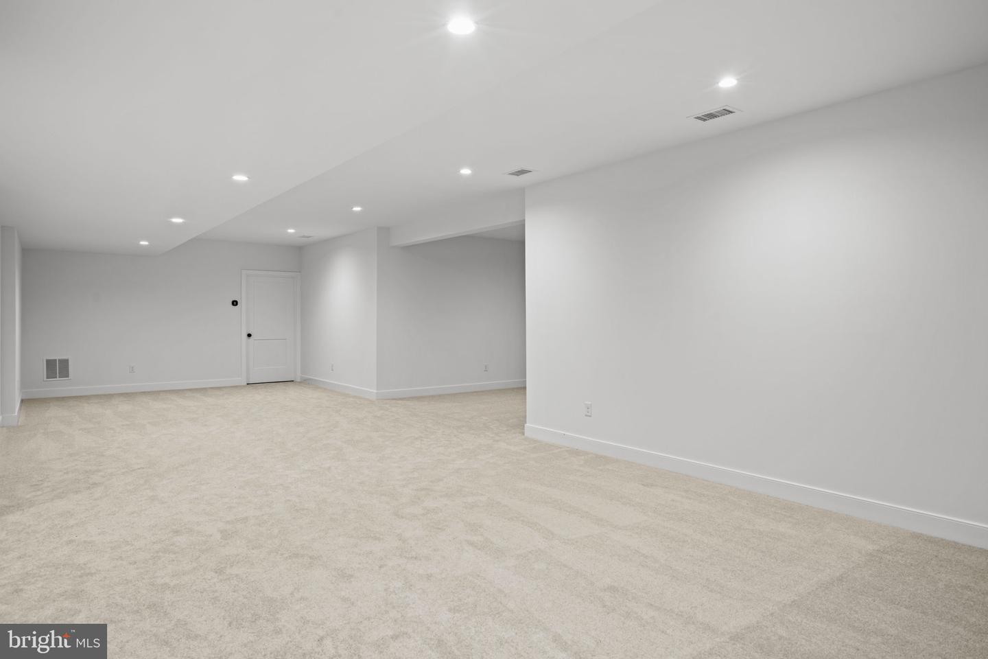 151 Lexington Manor #lot 10 Property Photo 30