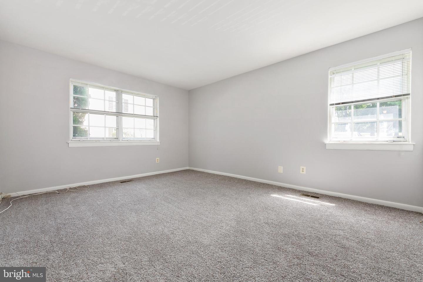 304 Old Forge Xing #304 Property Photo 10