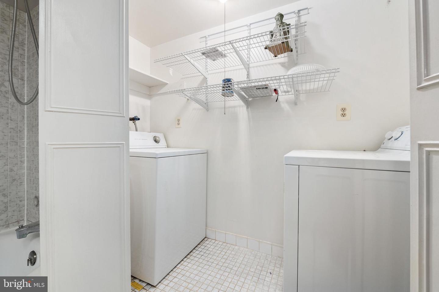 304 Old Forge Xing #304 Property Photo 12