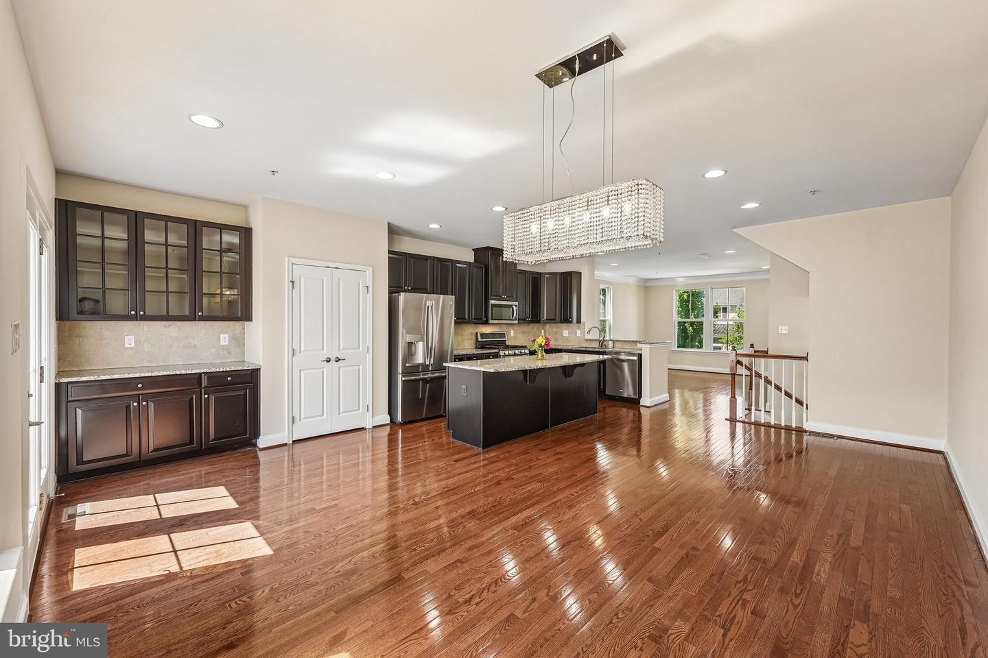 217 QUARRY POINT RD