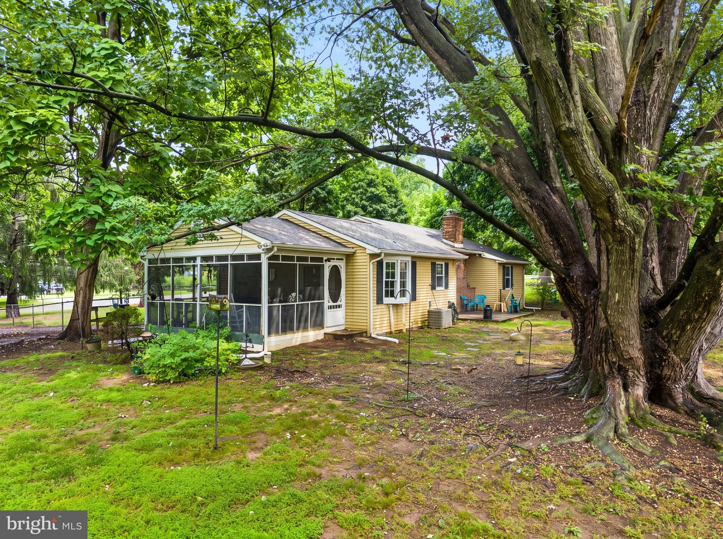 102 Westview Dr Property Photo 5