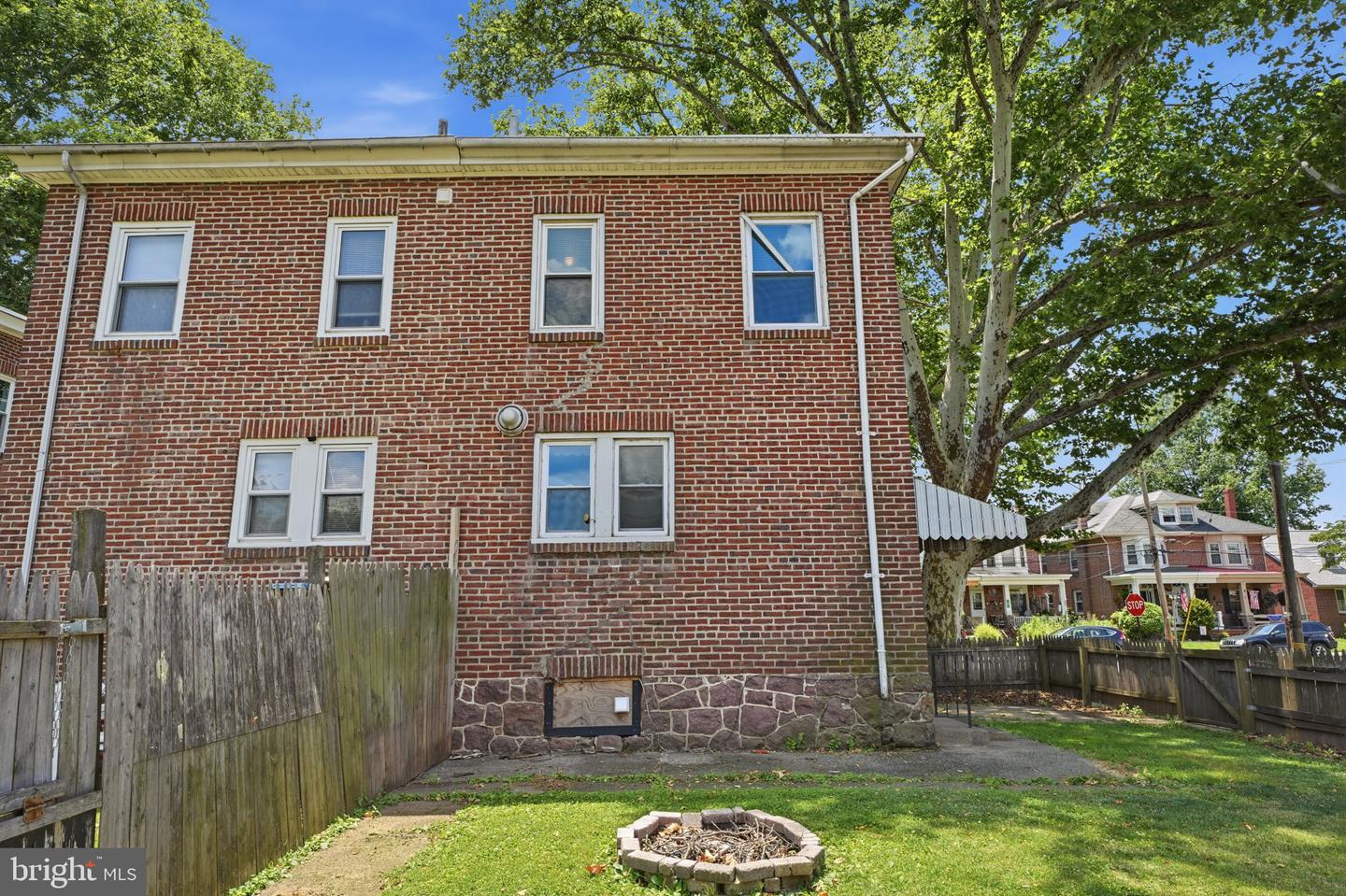 107 E Main St Property Photo 50
