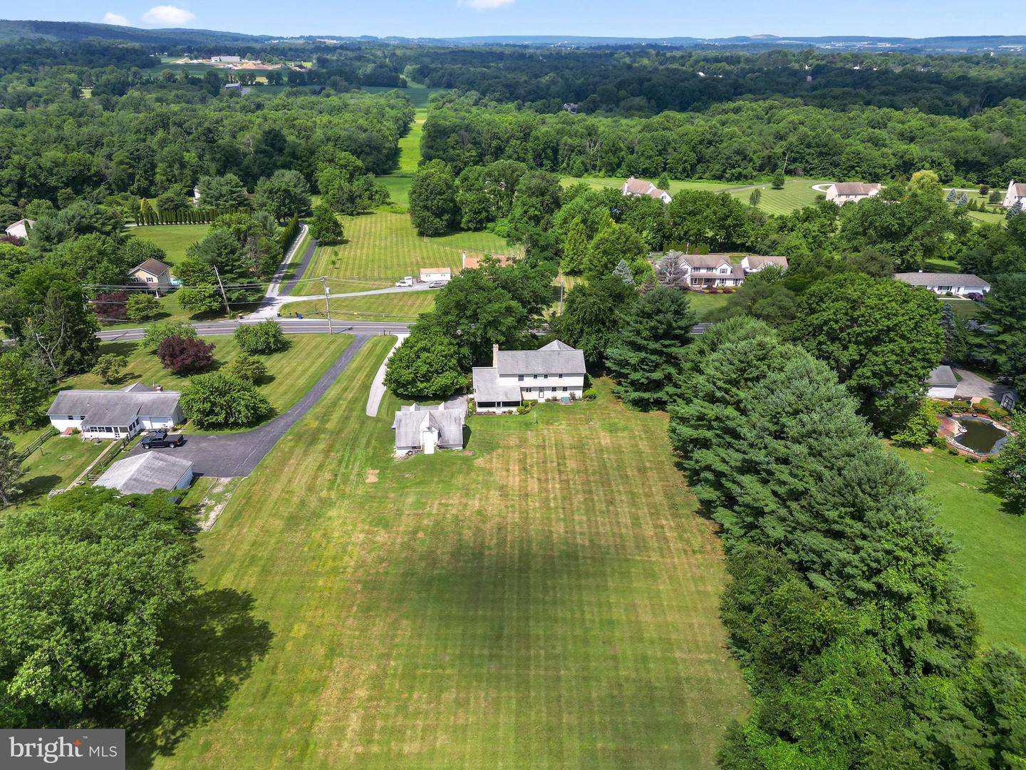 1170 N Manor Rd Property Photo 44