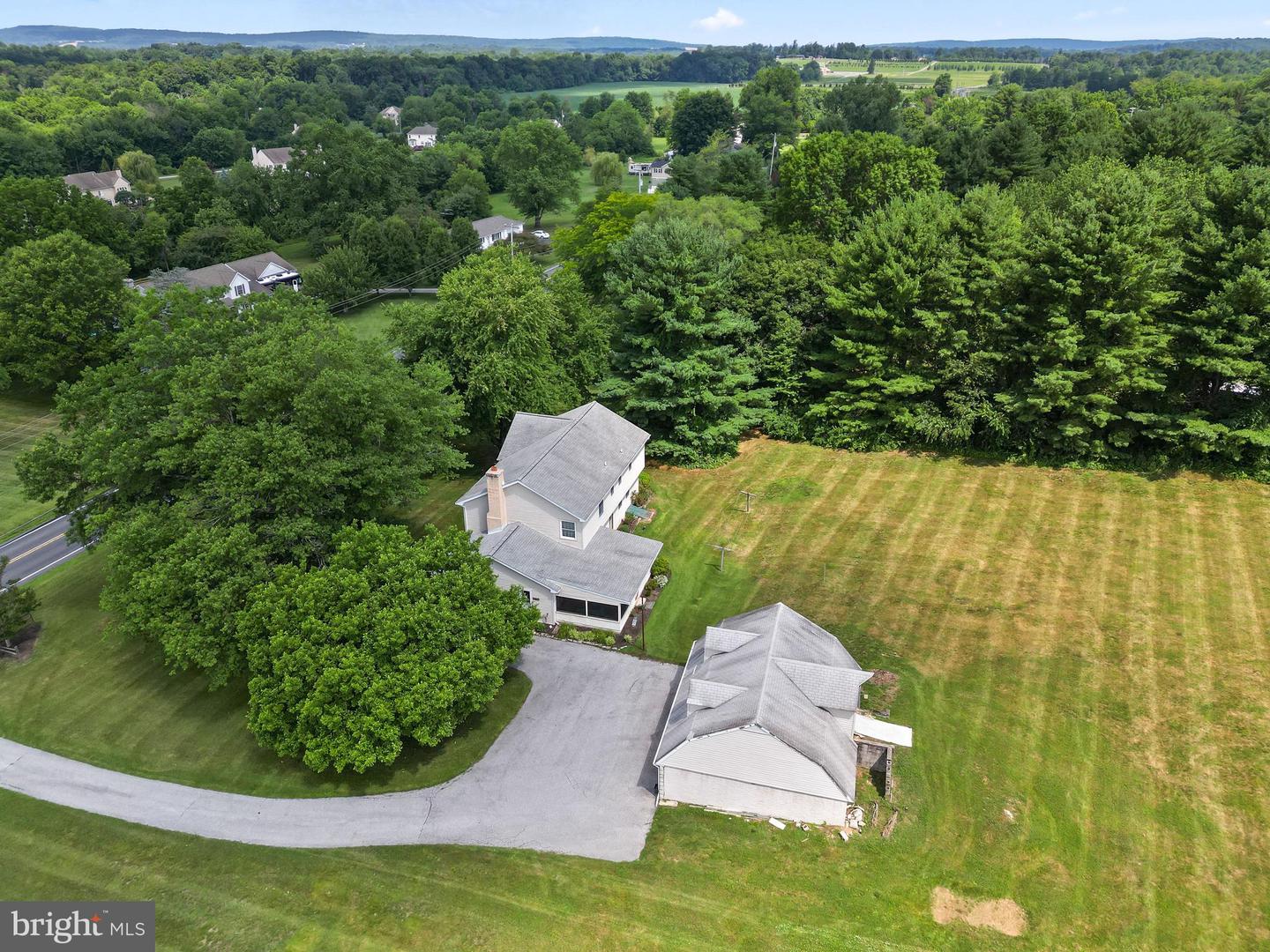 1170 N Manor Rd Property Photo 45