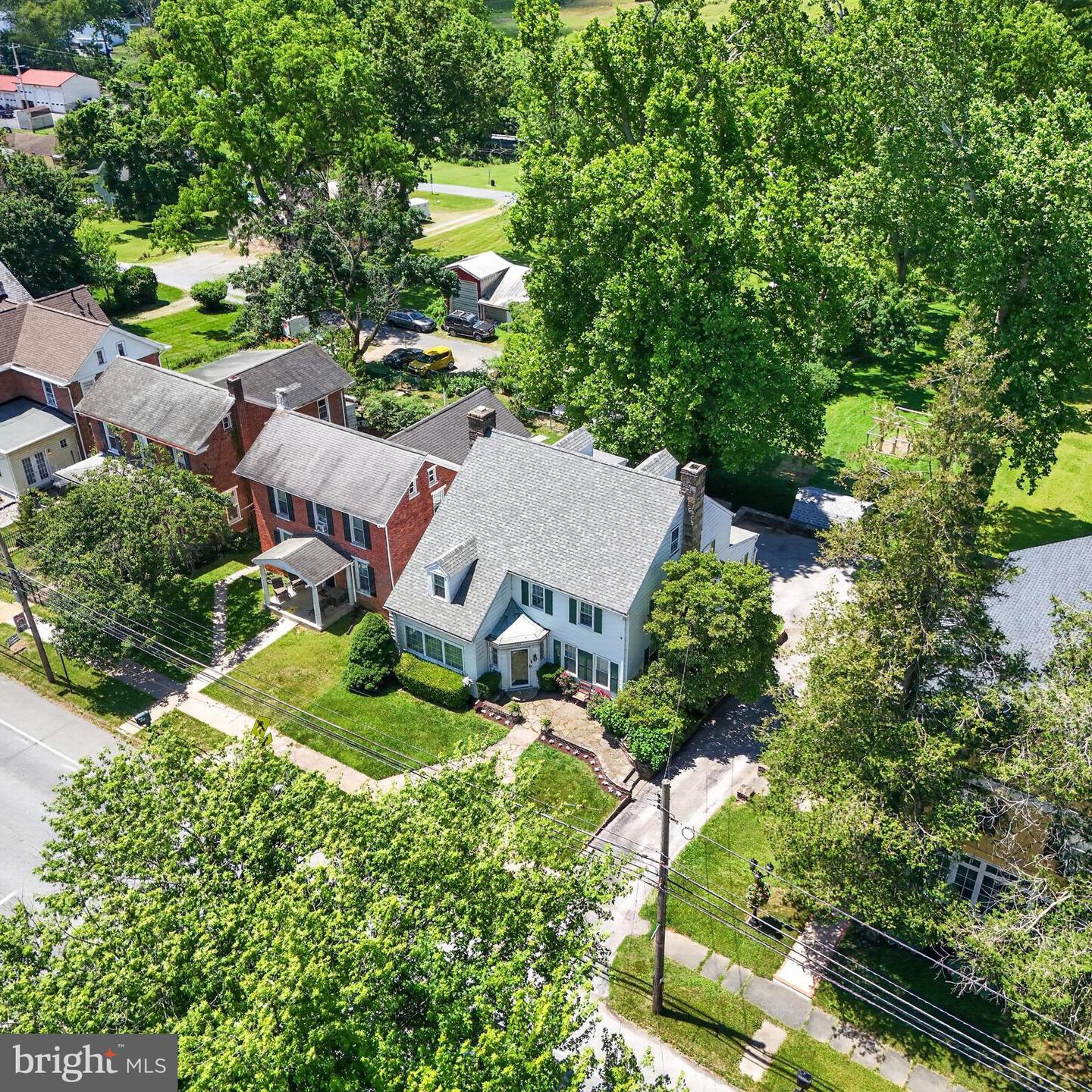 408 Pennsylvania Ave Property Photo 1