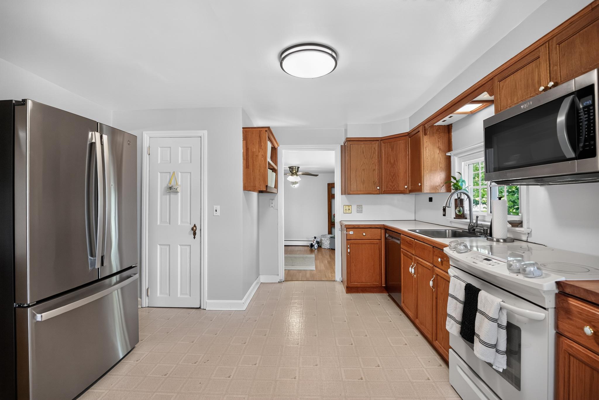 408 Pennsylvania Ave Property Photo 10