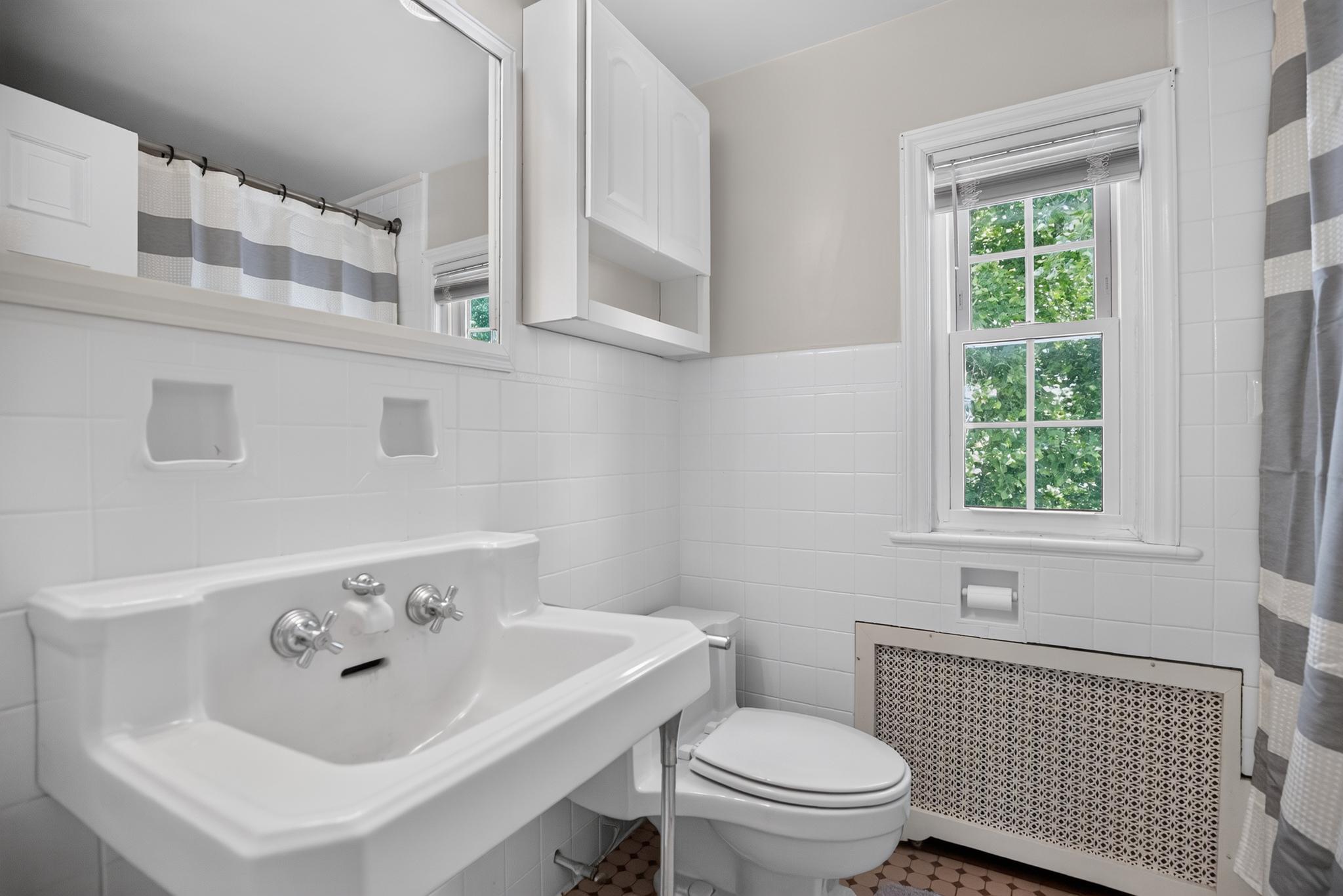 408 Pennsylvania Ave Property Photo 24