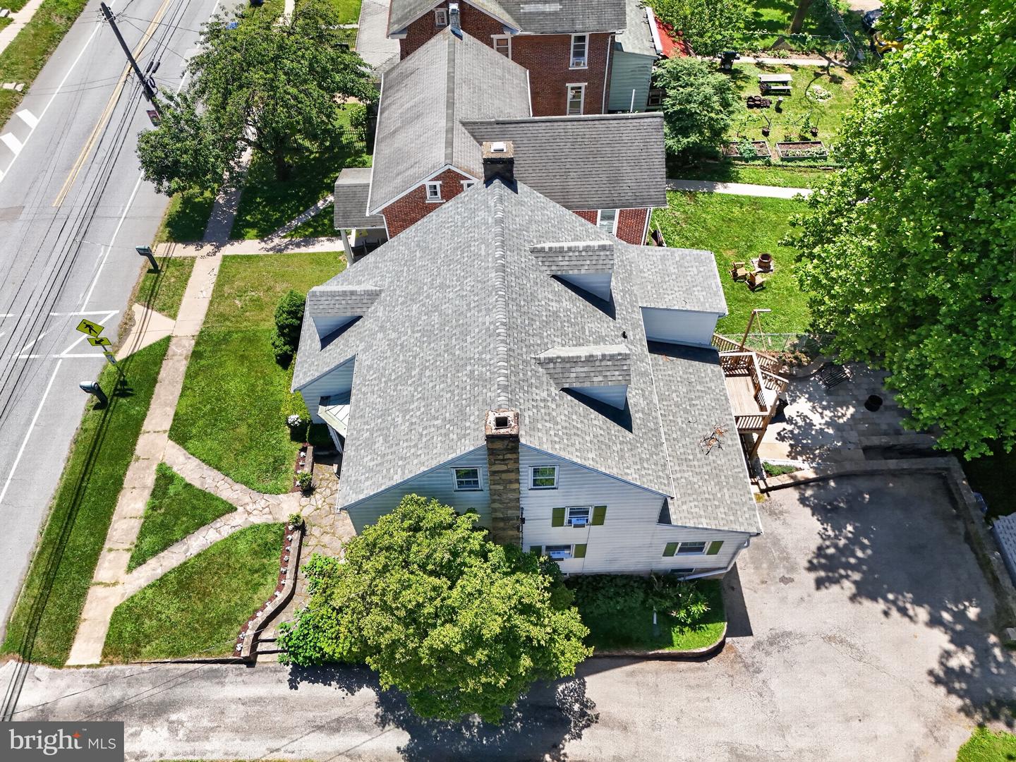 408 Pennsylvania Ave Property Photo 35