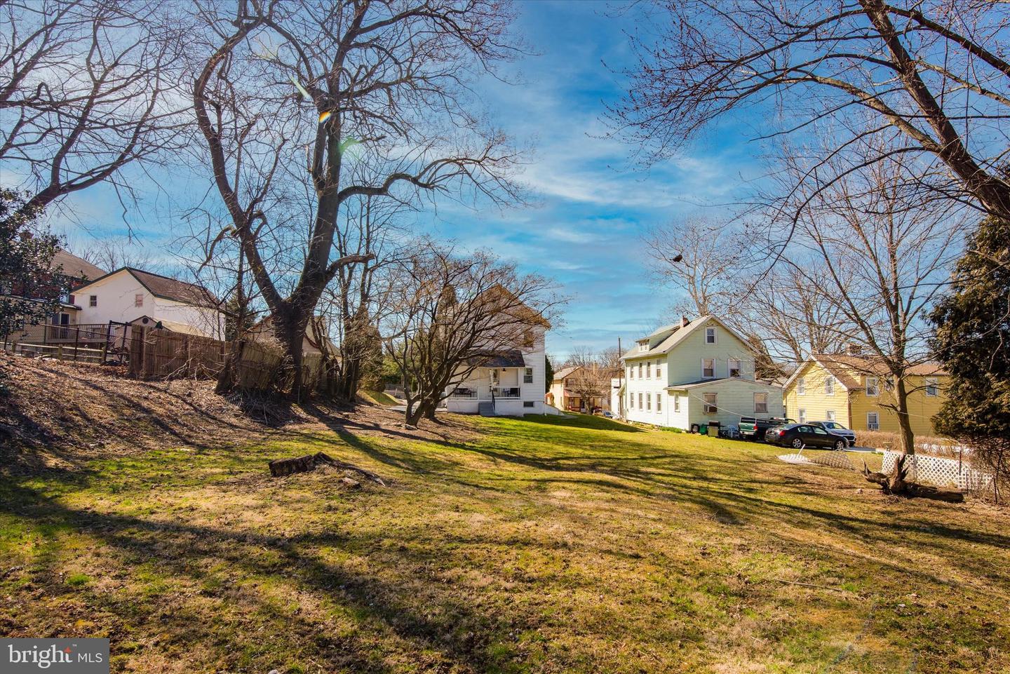933 Henry Ave Property Photo 44