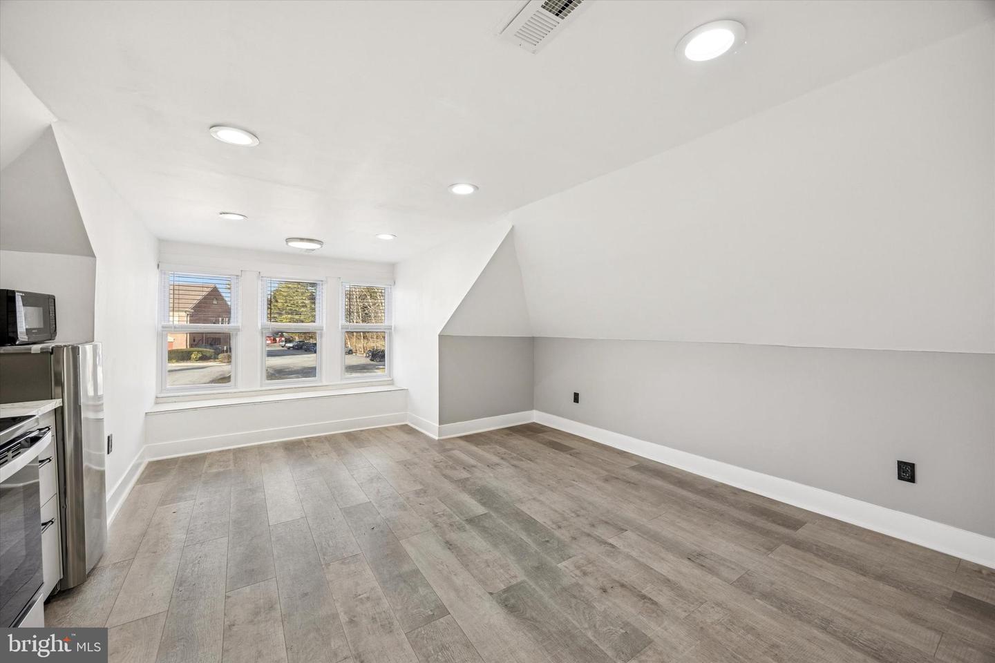 844 West Chester Pike #2 Property Photo 6