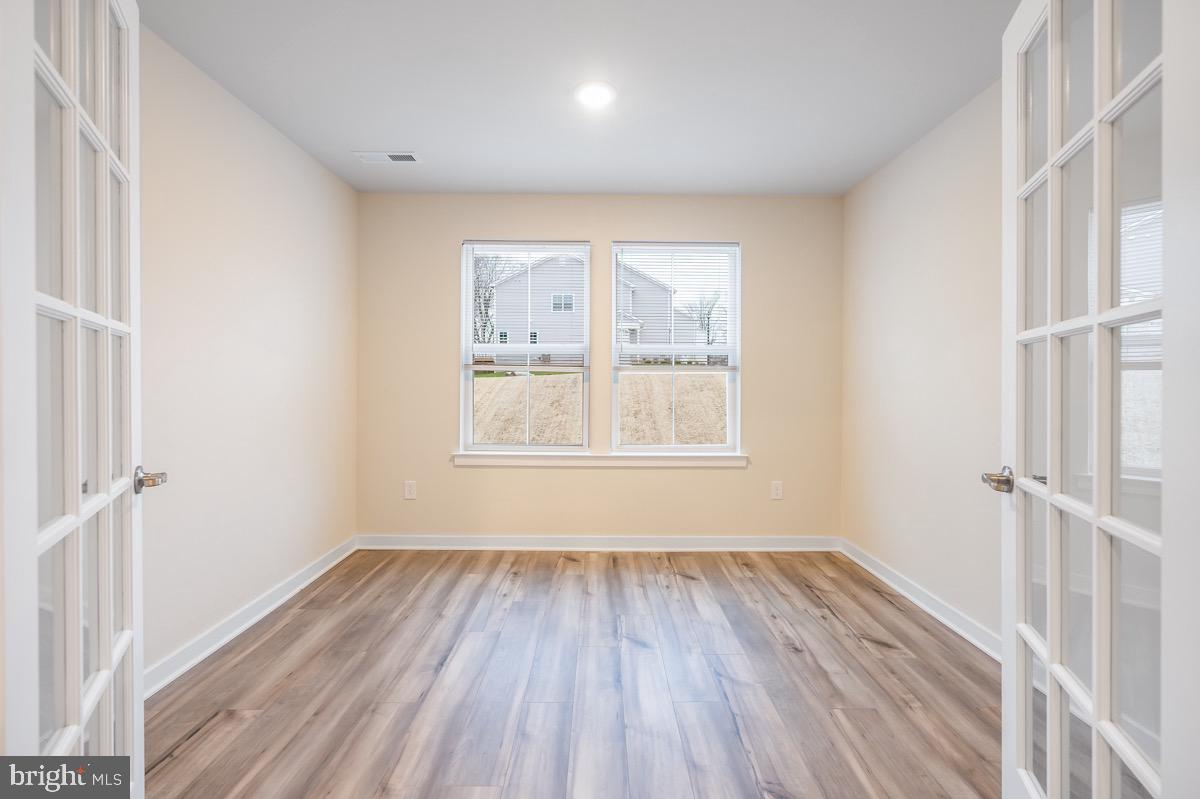 923 Magnolia Ln #rental Property Photo 6