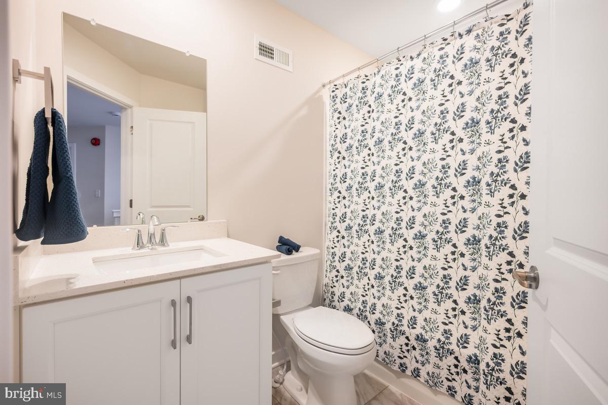 923 Magnolia Ln #rental Property Photo 16