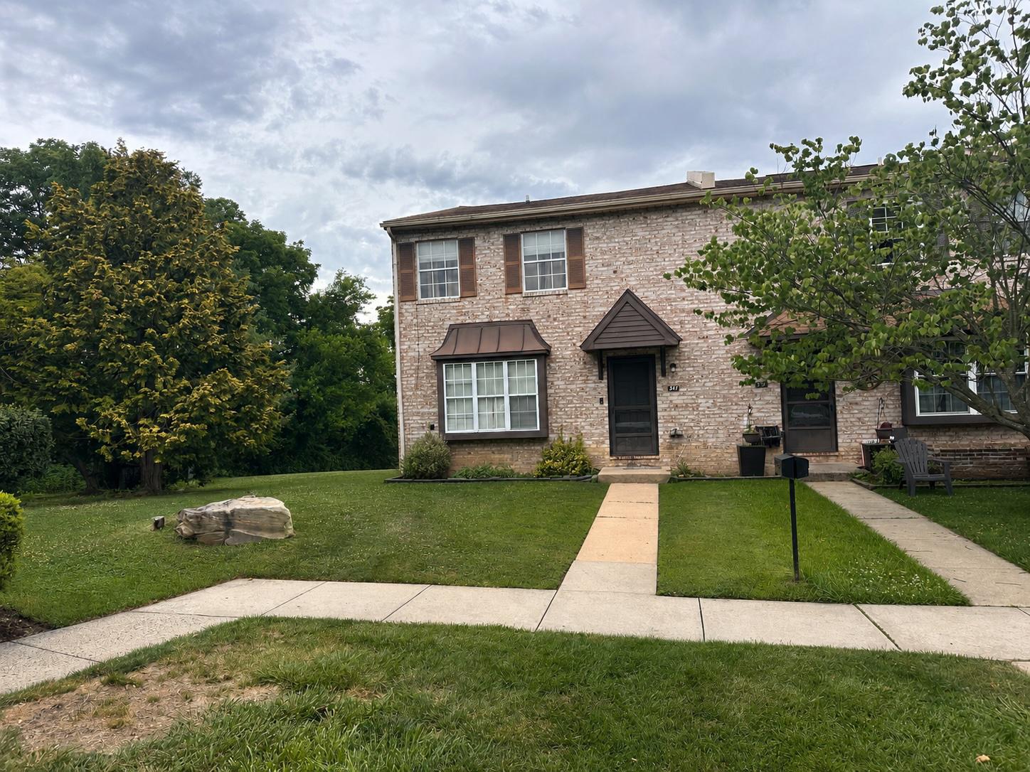341 Kidwelly Ct Property Photo 1
