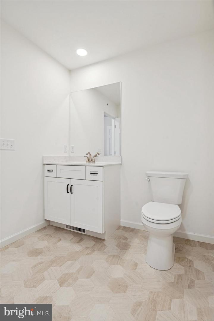 110 Silversmith Rd Property Photo 6