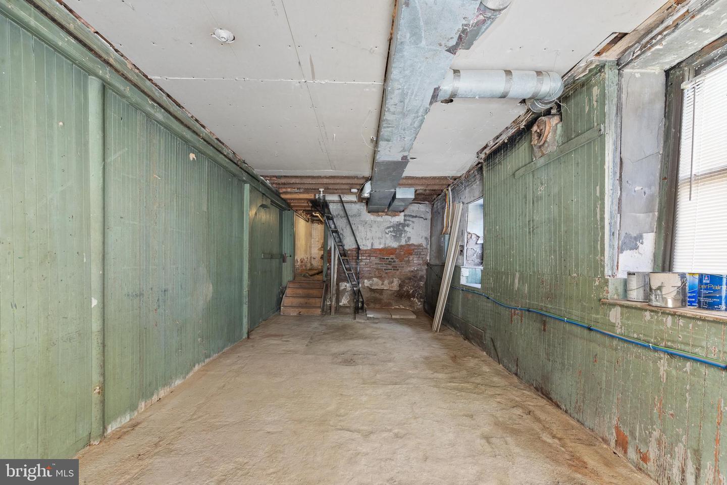38 N Main St Property Photo 15