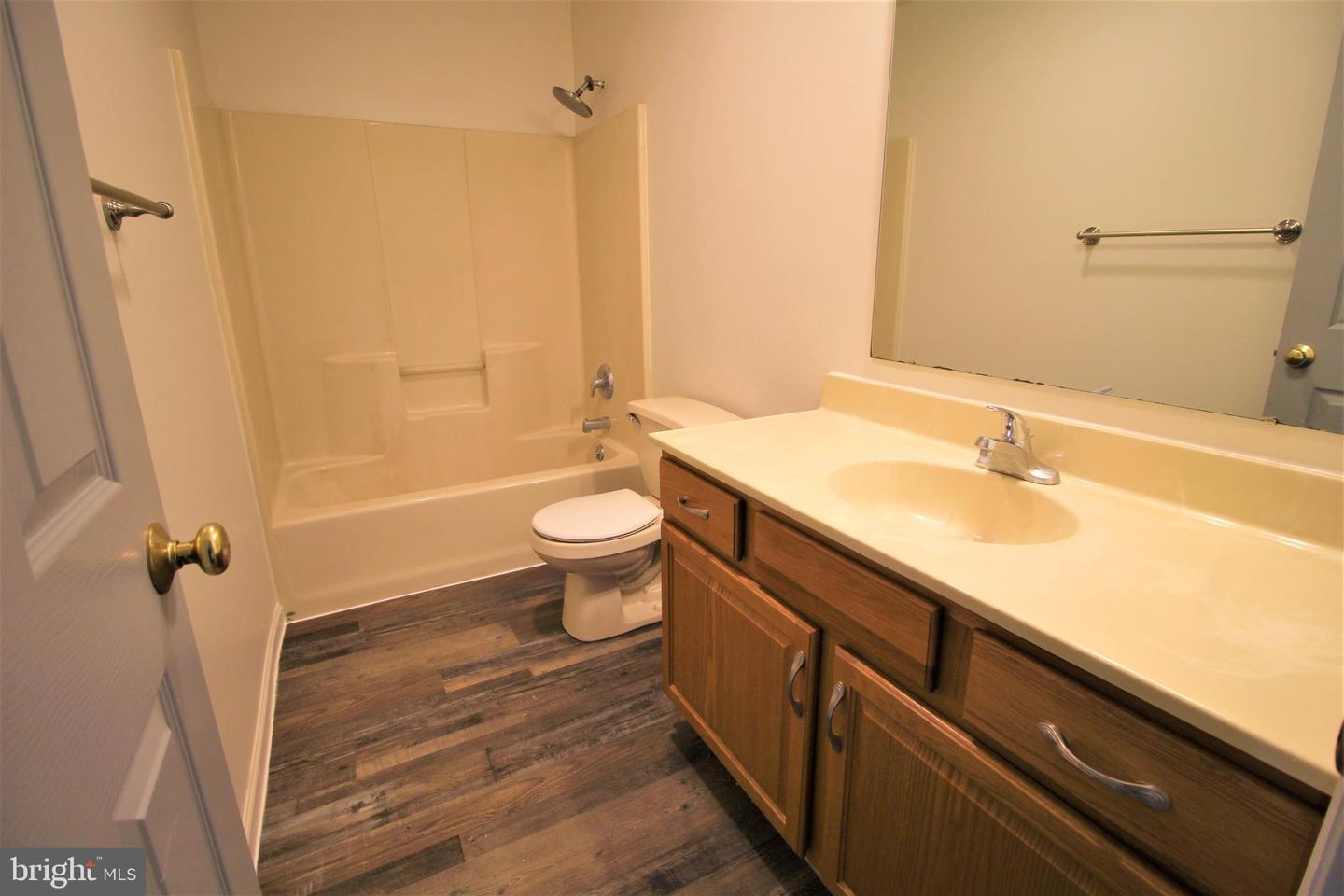 1431 Valley Rd #1 Property Photo 10