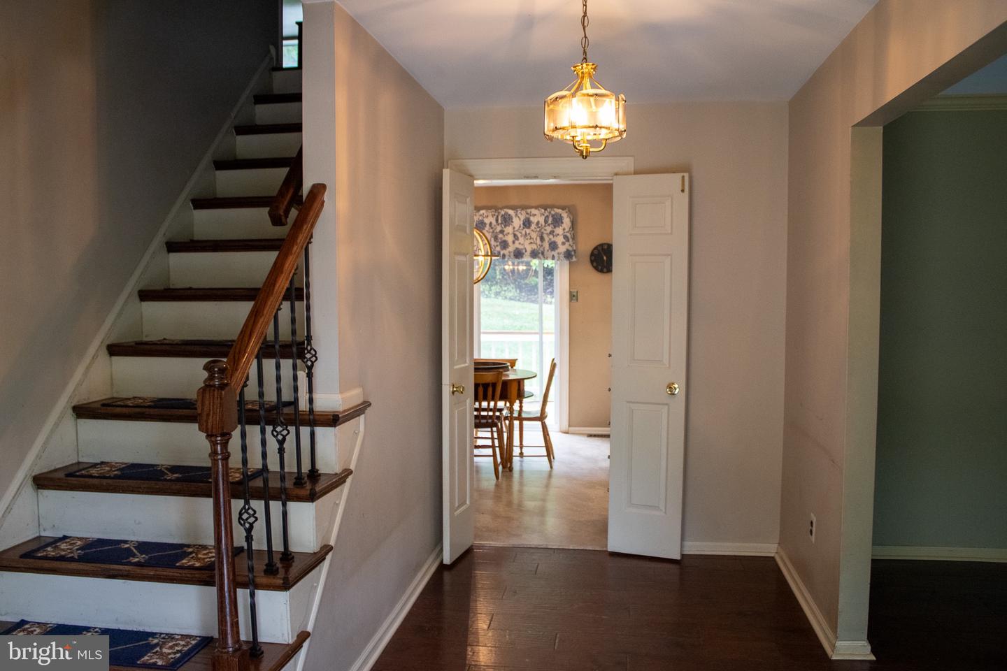1701 Jennings Way Property Photo 5
