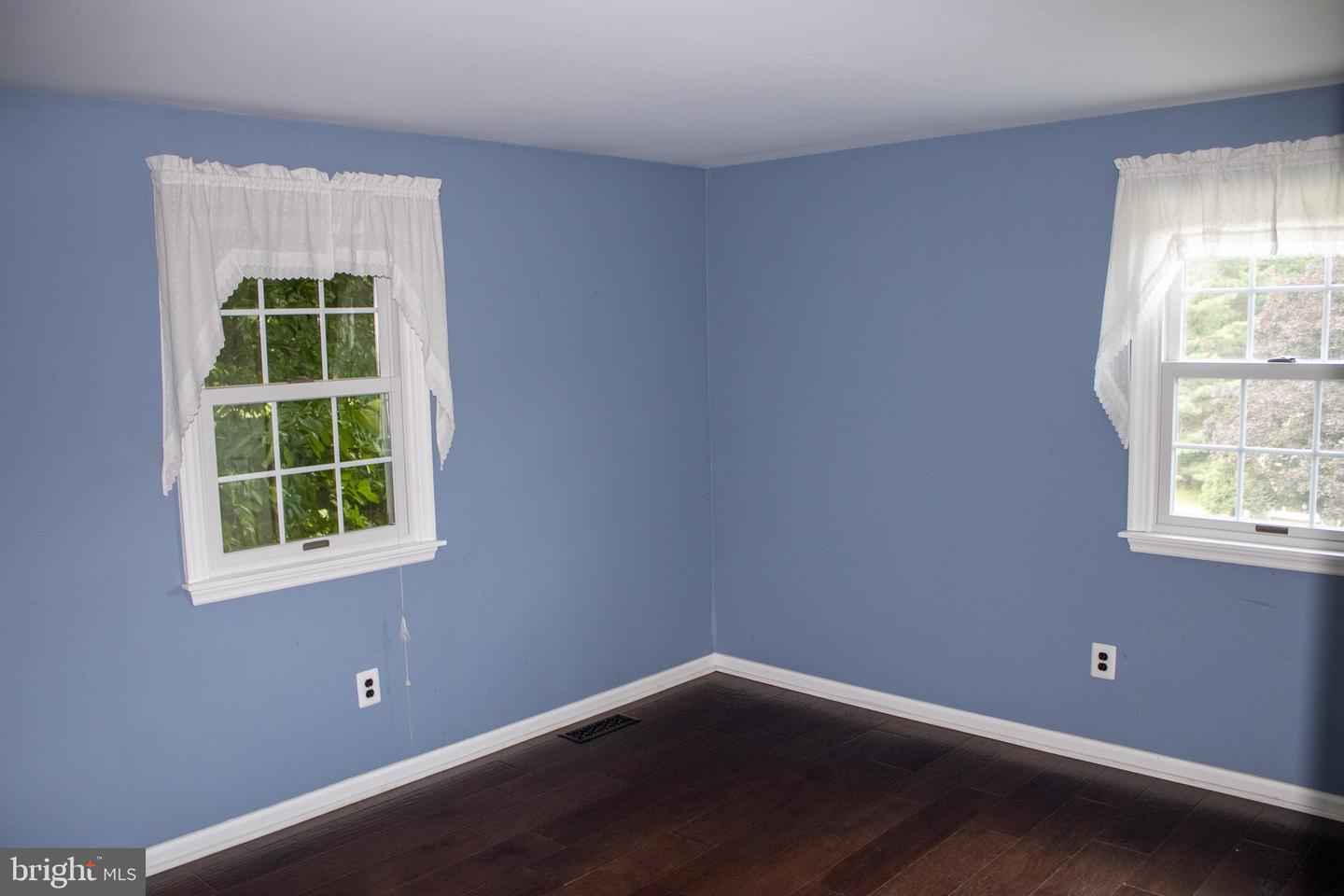 1701 Jennings Way Property Photo 29