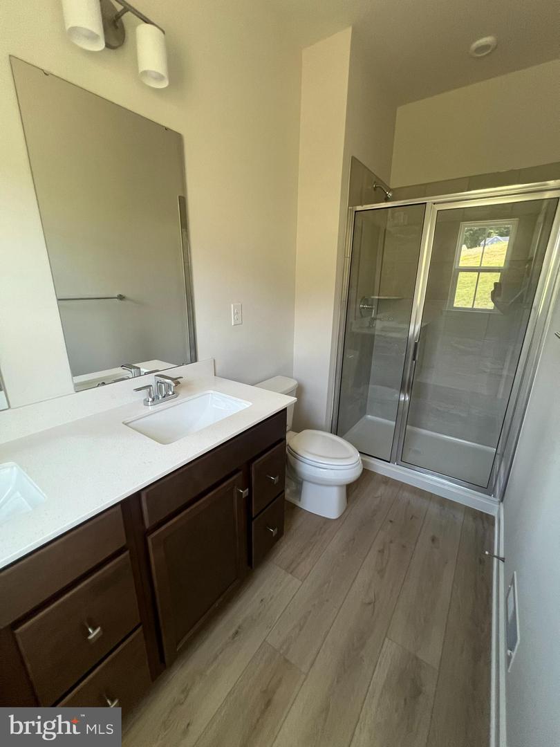 2511 Baydon Ln Property Photo 6