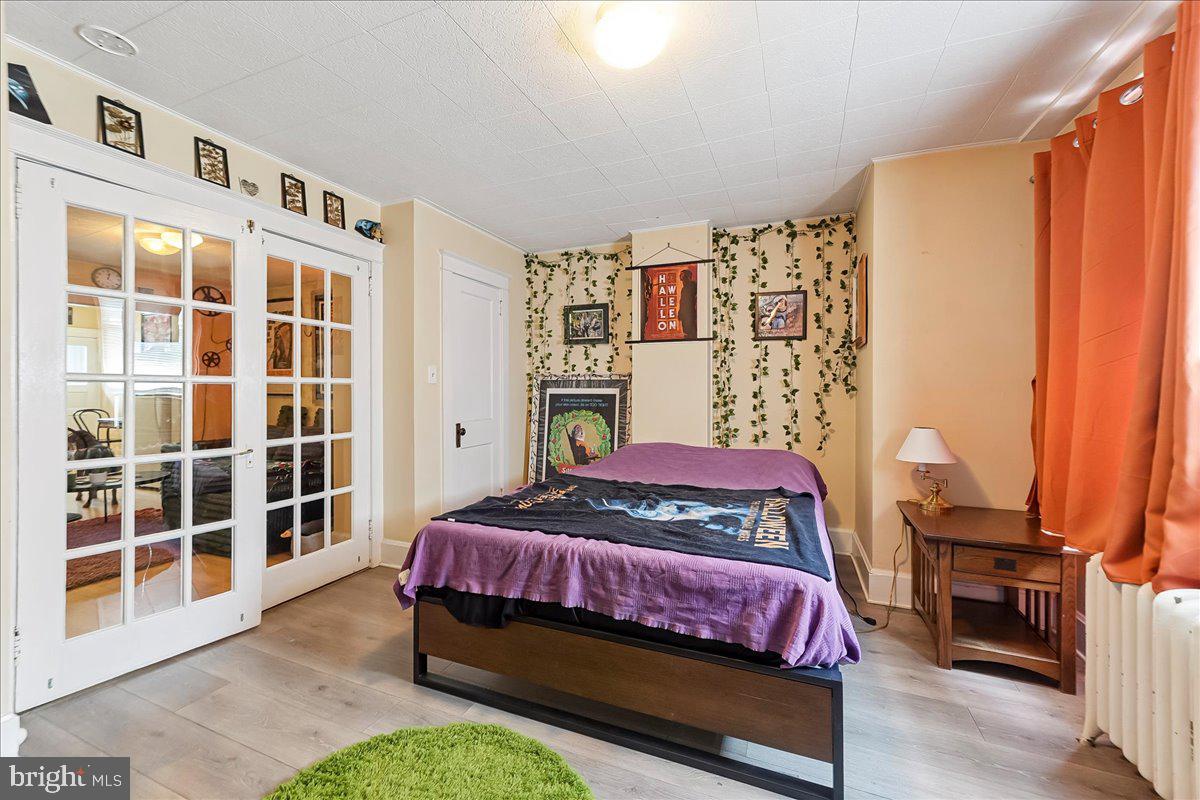 28 Gay St Property Photo 11