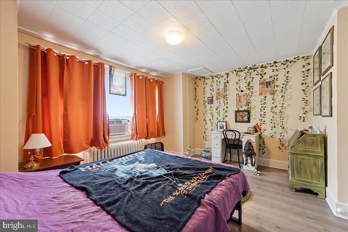 28 Gay St Property Photo 12