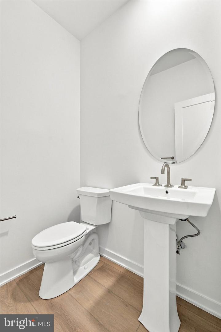 517 Anfield Rd Property Photo 7