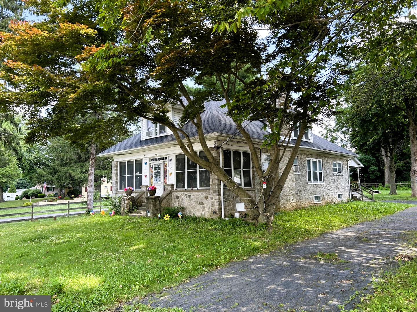 2519 CONESTOGA AVE