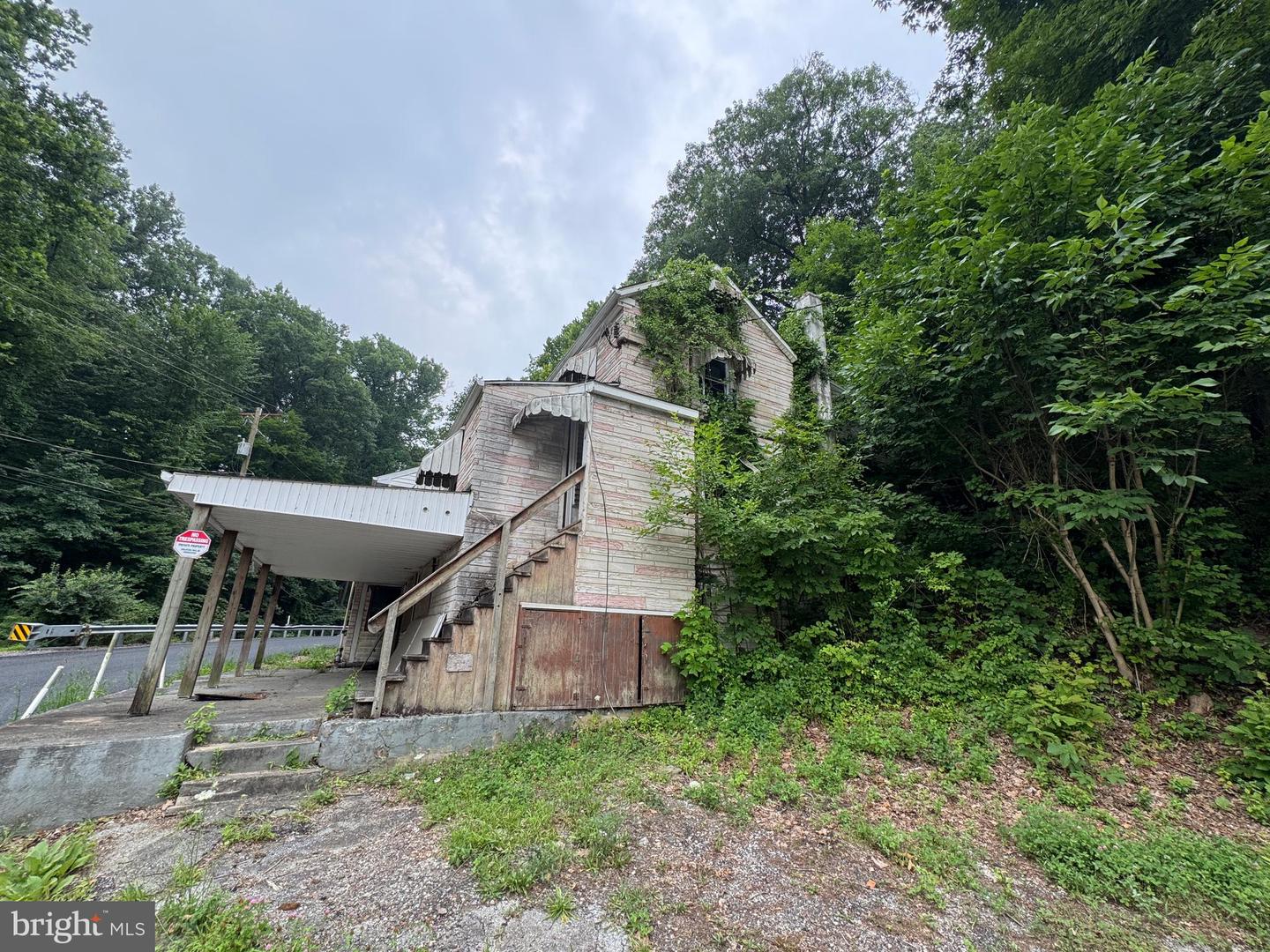 492 Hephzibah Hill Rd Property Photo 5
