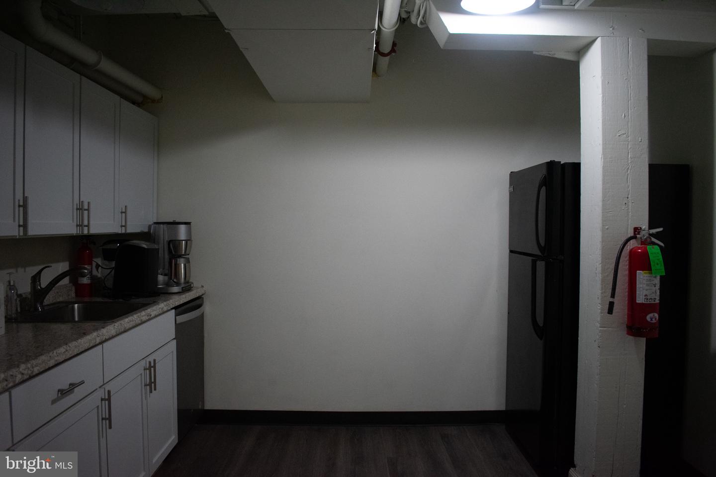 710 Wheatland St #ste 108b Property Photo 8
