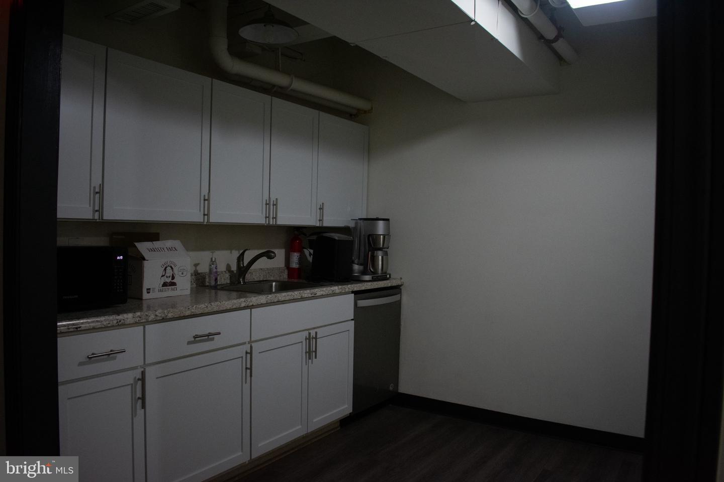 710 Wheatland St #ste 108b Property Photo 9