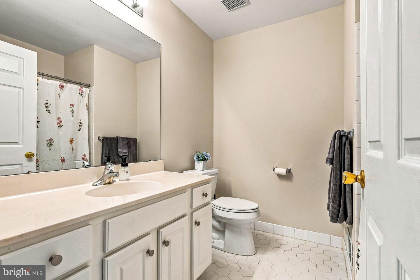 125 Chaps Ln Property Photo 27
