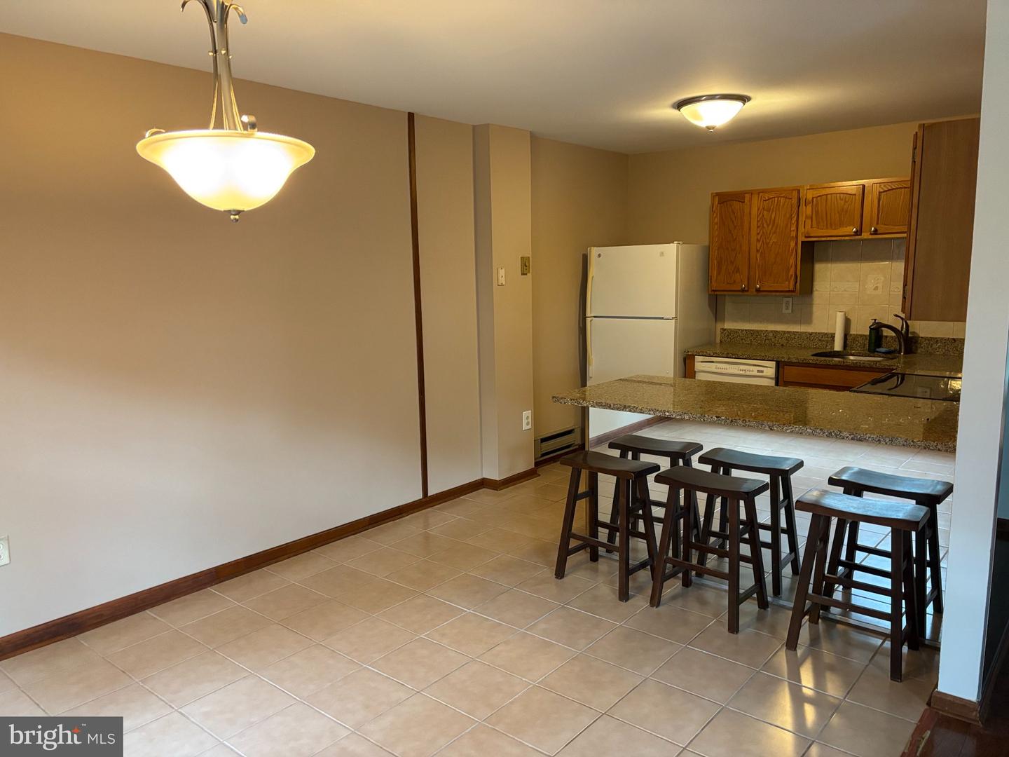 191 Stirling Ct #191 Property Photo 6