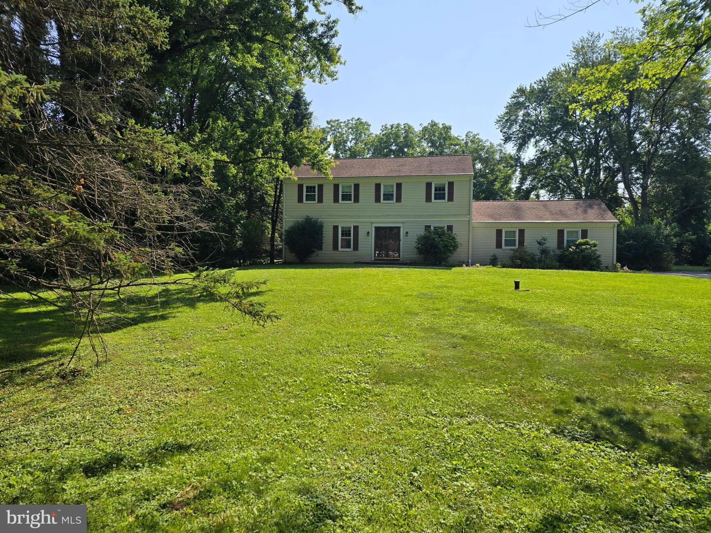 710 Willowdale Ln Property Photo 1