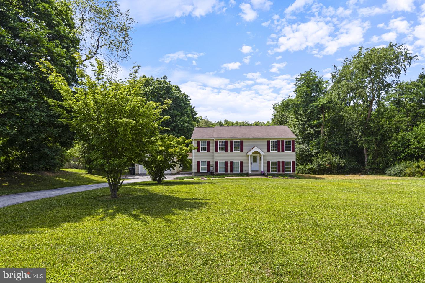 122 Glenrose Rd Property Photo 1