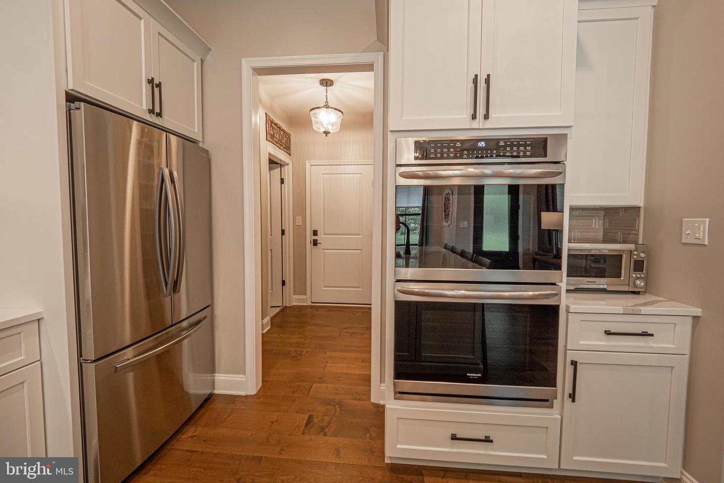 8 Timber Mill Ln #taglio Property Photo 10