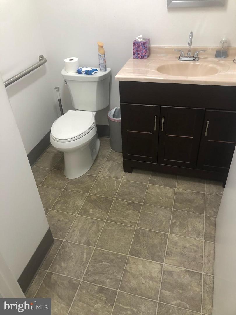 432 Exton Cmns #32 Property Photo 10