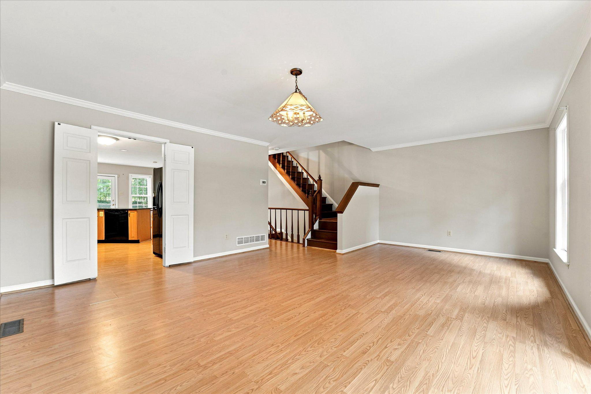 302 Brighton Cir Property Photo 10