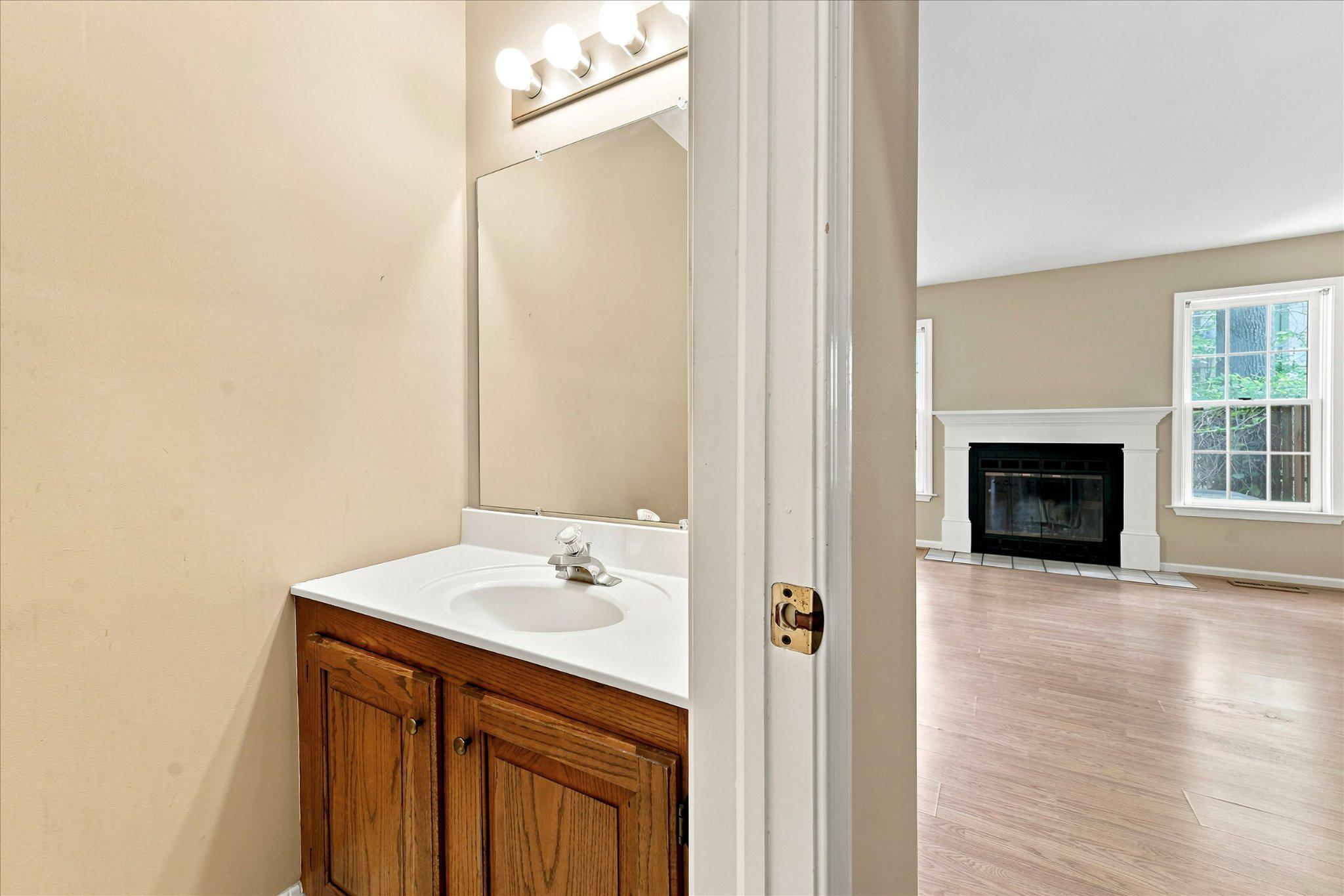 302 Brighton Cir Property Photo 12