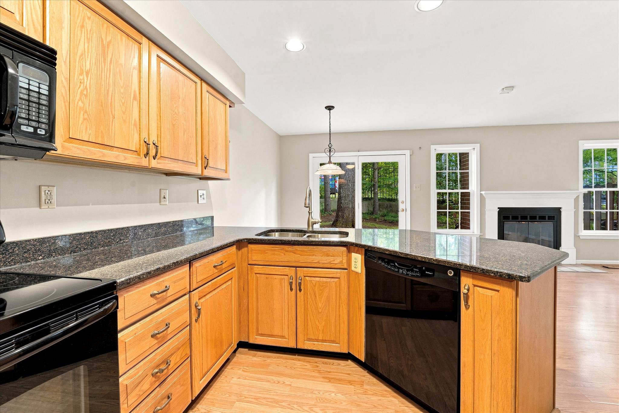 302 Brighton Cir Property Photo 14