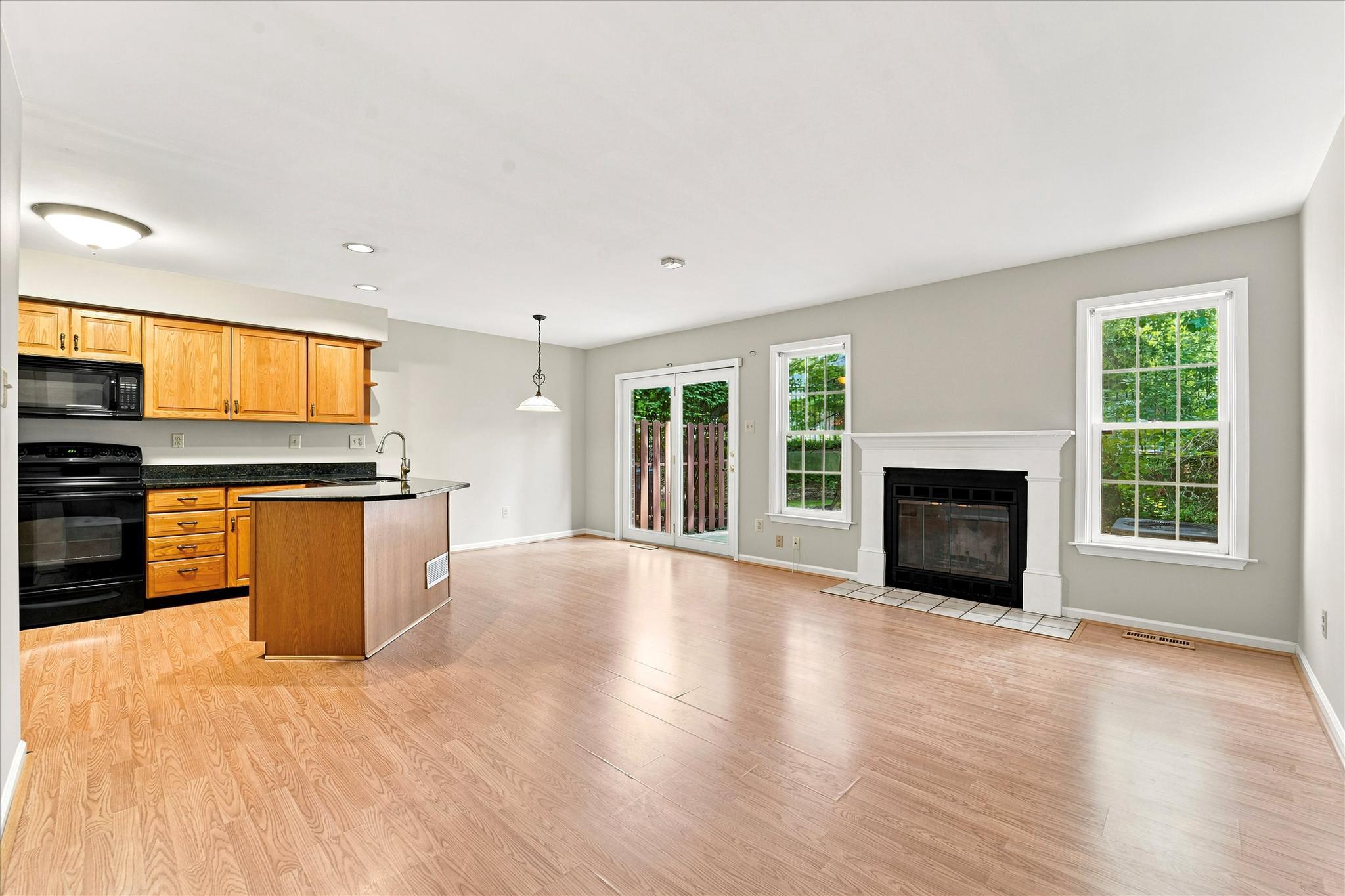 302 Brighton Cir Property Photo 15