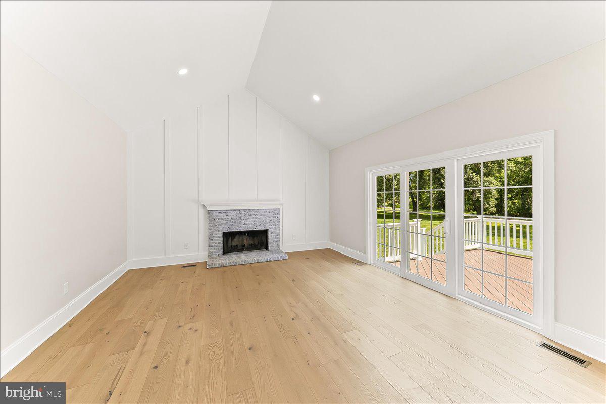 804 Waverly Rd Property Photo 26