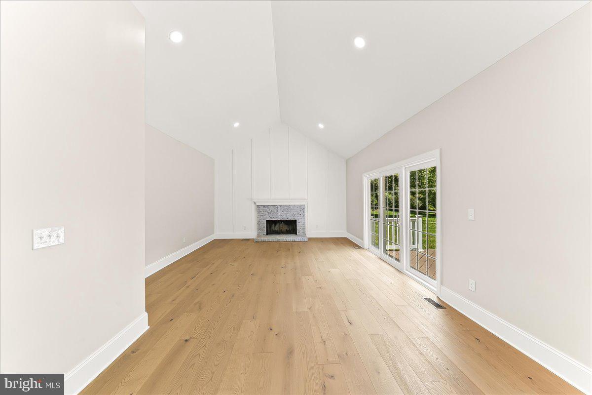 804 Waverly Rd Property Photo 27