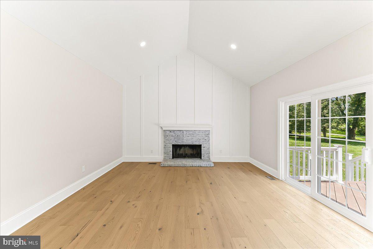 804 Waverly Rd Property Photo 30