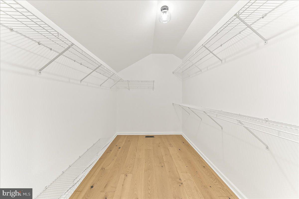 804 Waverly Rd Property Photo 34