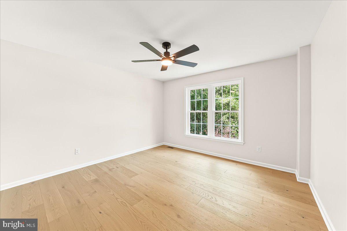 804 Waverly Rd Property Photo 41