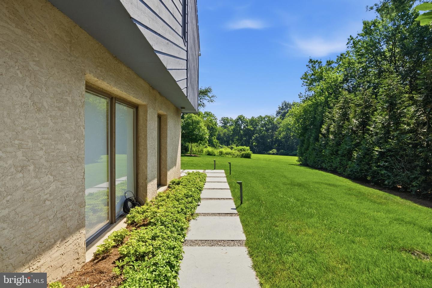 1106 Radley Dr Property Photo 61