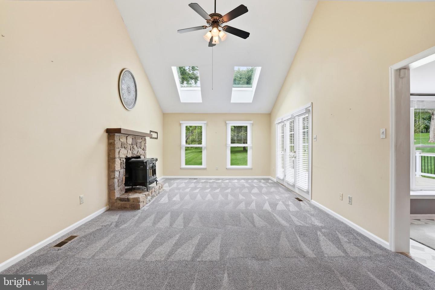 422 S Saddlebrook Cir Property Photo 15
