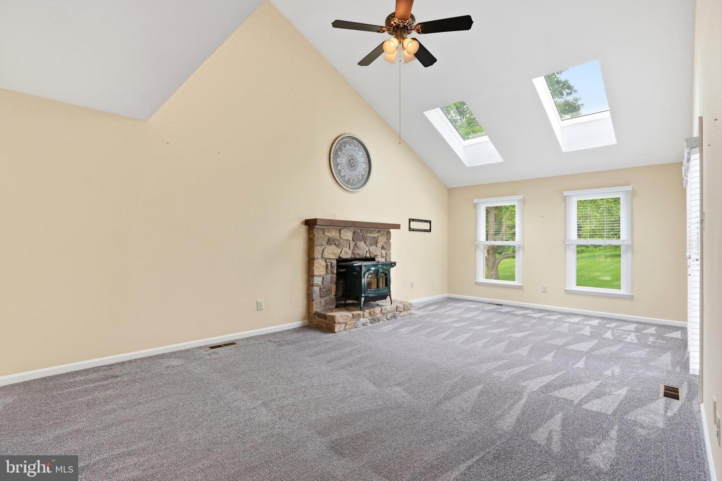 422 S Saddlebrook Cir Property Photo 16