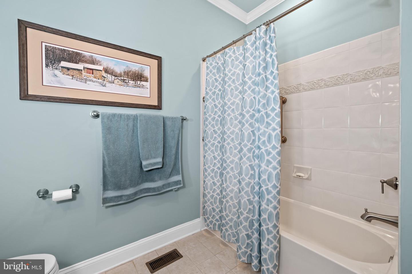 1674 Yardley Dr Property Photo 39